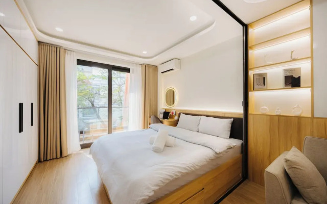 Wisteria Luxury Apartment