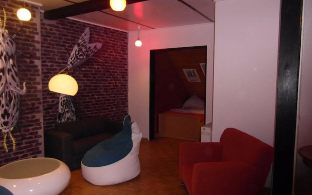 Homeplanet Hostel