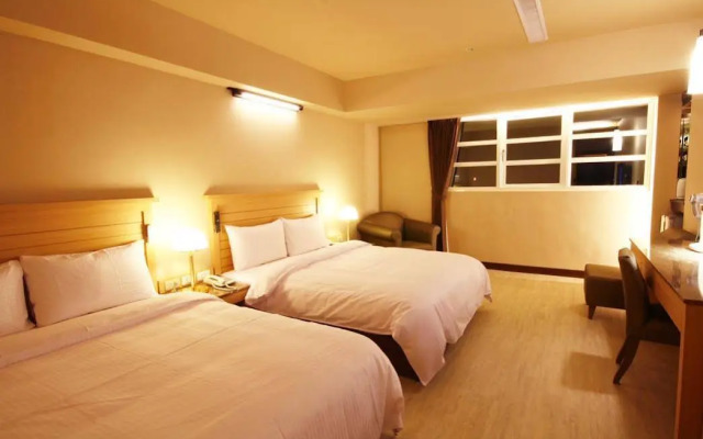 Kindness Hotel Liouhe Night Market Qixian