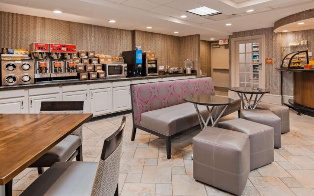 Best Western Plus St. Christopher Hotel