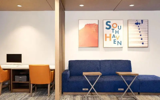 Holiday Inn Express & Suites Colby