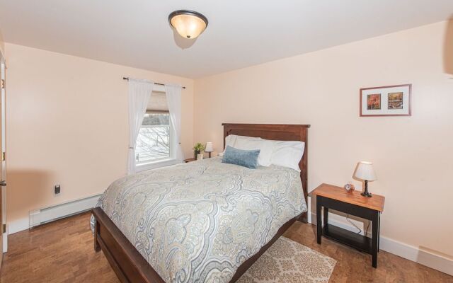 Maple Rock Bed & Breakfast