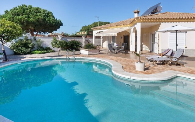 Detached villa with a large private swimming pool.