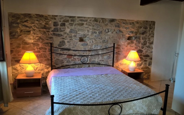 Holiday House Carpe Diem Colognora Di Pescaglia White Apartment