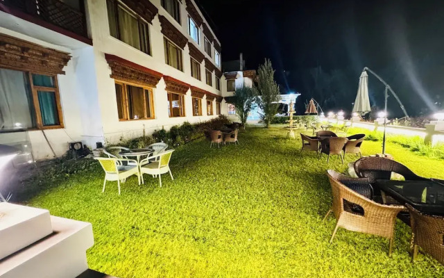 Oasis Villa
