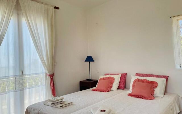 Lemnos Retreat Villa-250m from the Beach 1km from Diapori