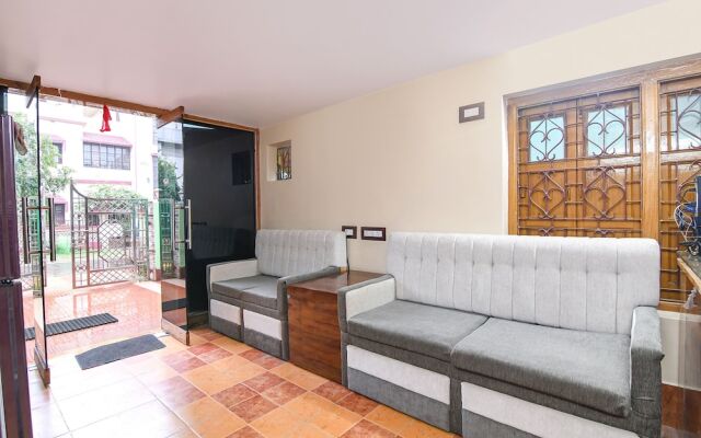 Fabhotel Sriya