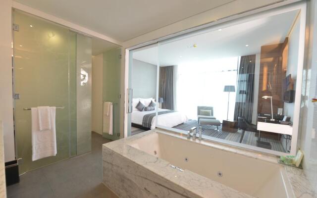 Ramee Grand Hotel & Spa
