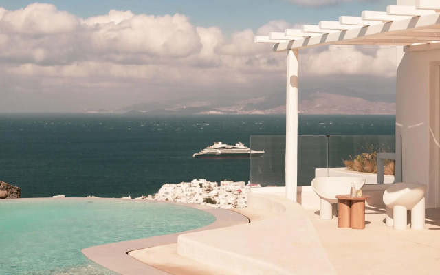 Lovia Mykonos