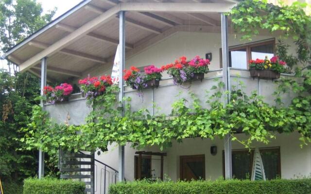 Zum Rebberg Ferienwohnungen