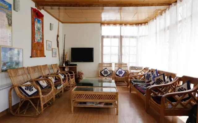 OYO 1312 Eco Poplar Villa & Resort