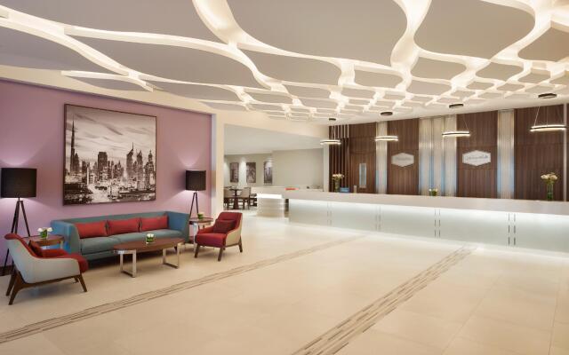 Hampton by Hilton Dubai Airport