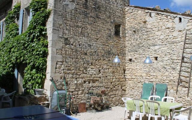 Lautre côté du lavoir