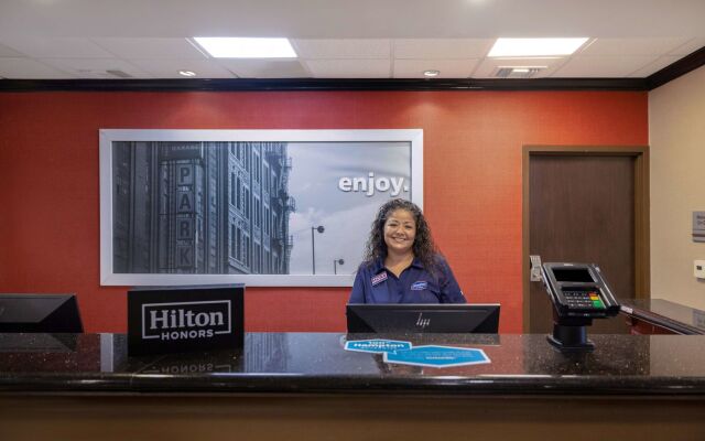 Hampton Inn Victoria