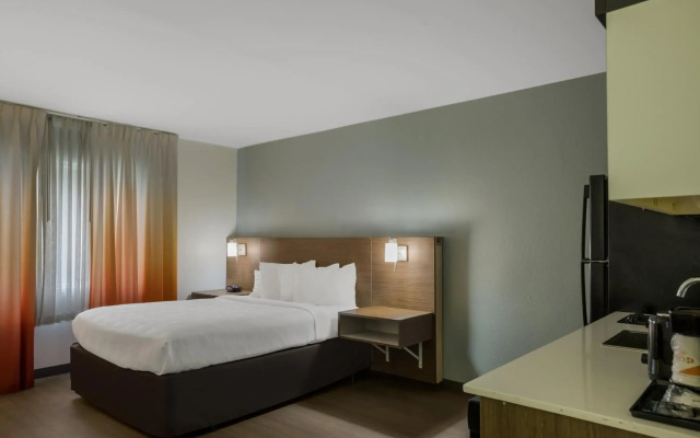MainStay Suites Savannah Midtown