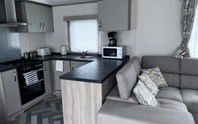 Fantastic Family 3-bed Static Caravan Cooper bea