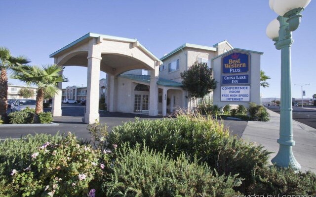 Best Western China Lake Inn