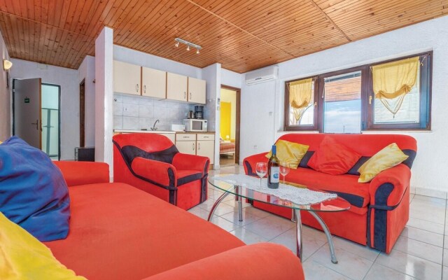 Stunning Home in Zbandaj With Wifi and 2 Bedrooms