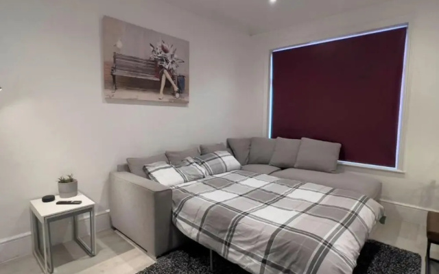 Apartmentsleeps8-wifi-famillyfriendly-citycentre