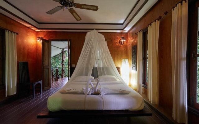 Khao Sok Paradise Resort