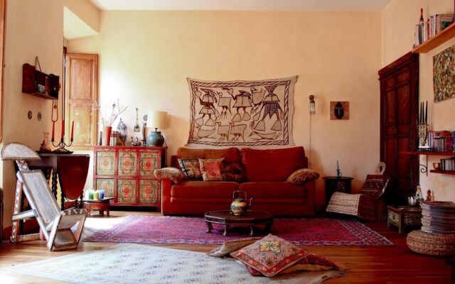 Lovely 2-bed Apartment in Roma