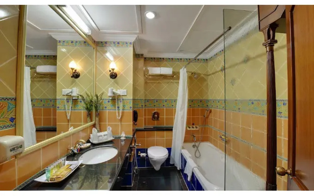 Hotel Babylon International