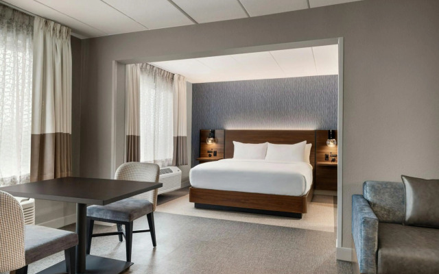 Four Points by Sheraton Columbus-Polaris