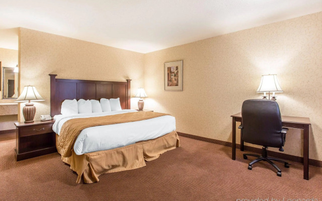 Quality Inn Fallbrook I-15