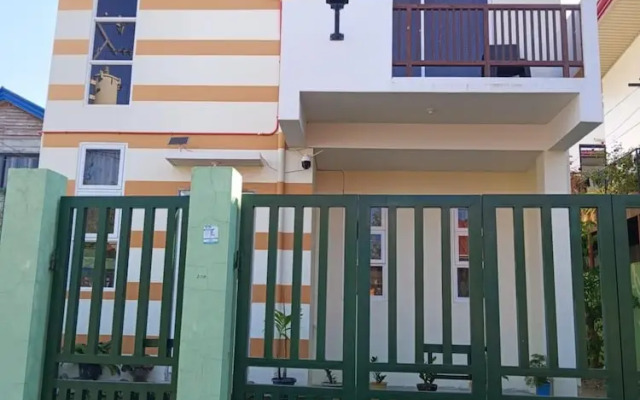 Room-aremen Transient, the no Hassle and