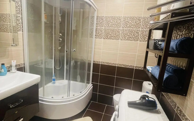 Апартаменты на Пионерской 100