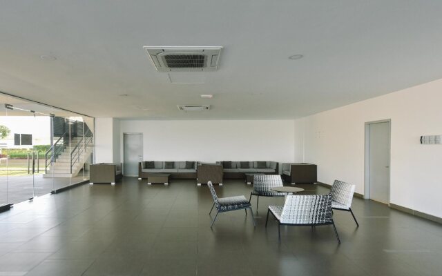 1 Tebrau Suites by Subhome