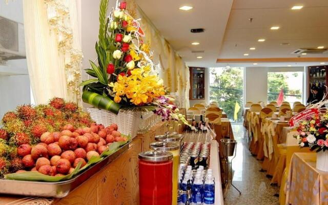 Nam Hung Hotel Nha Trang