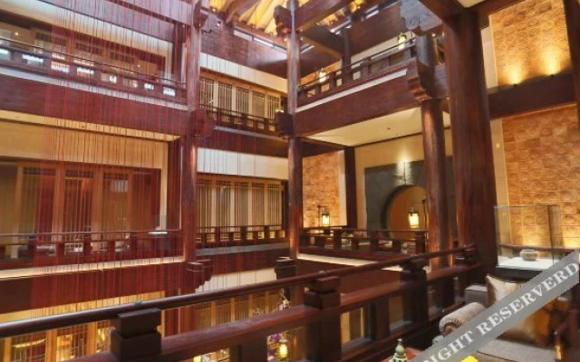 Huaqing Palace Resort & Spa
