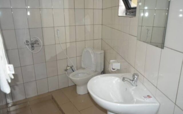 Kanyinya Hills Hotel