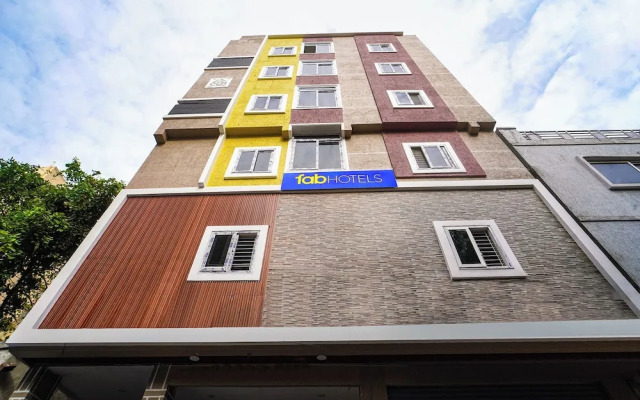 Fabhotel Sbr