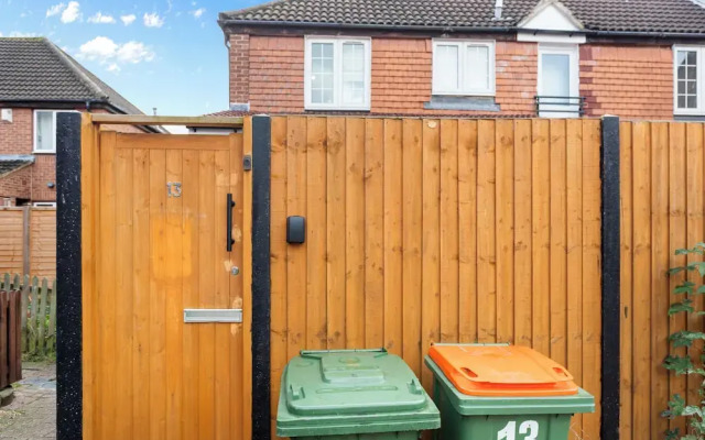 Cozy 2 Bed Apartment Close to Lcy & Excel