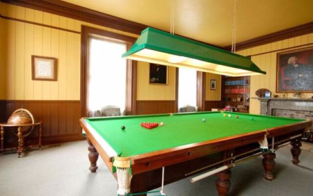 The Carriage House 20655