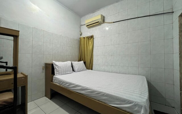 OYO 92675 Hotel Rosna