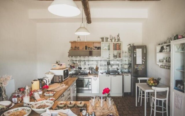 Acquapietra Guesthouse