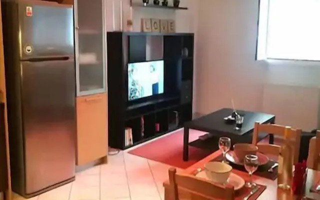 Thisio Modern House