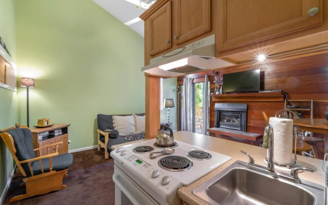 Regency Way Criterion 40 - Spruce