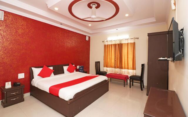 OYO 4073 Hotel Esskay