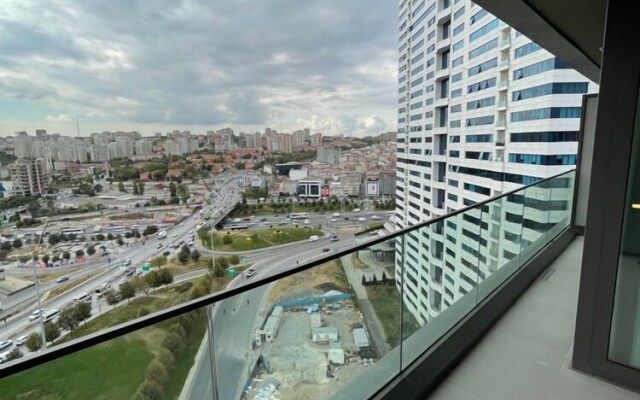 Polat Tower Residence by NewInn