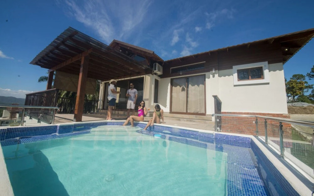 Vista del Campo Country Club & Villas