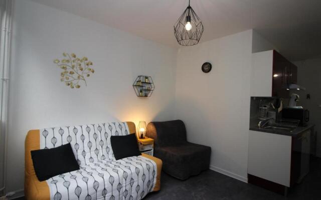 Appartement Mont-Dore, 1 pièce, 3 personnes - FR-1-608-160