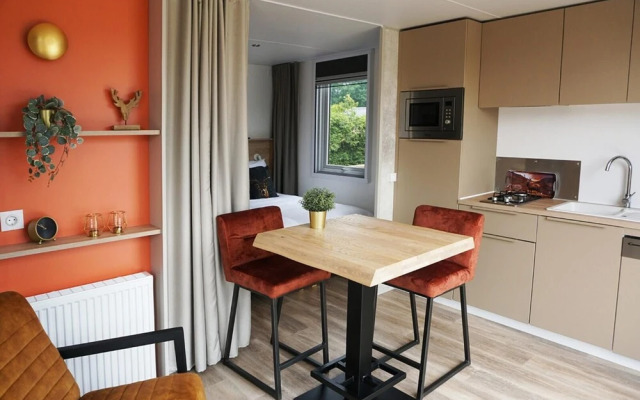 2 2-person Hotel Lodge