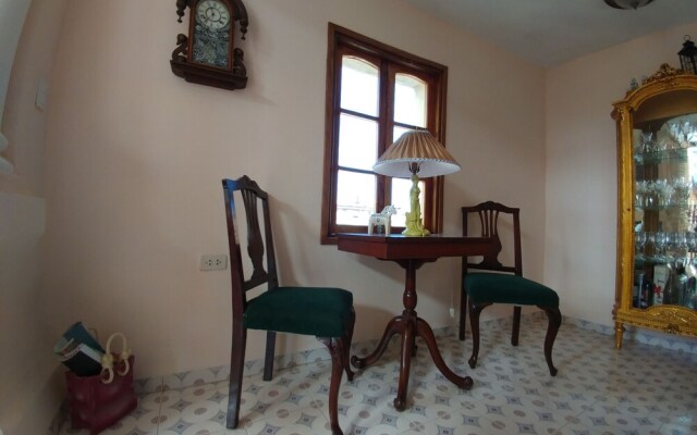 Casa Teniente Rey 16