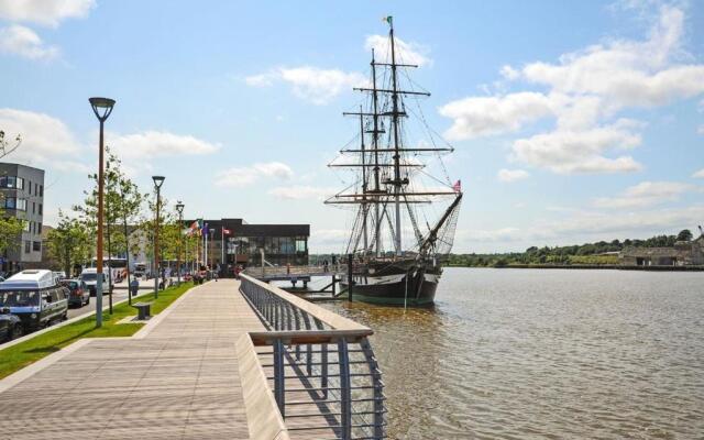 The Cedar Lodge Hotel and Restaurant