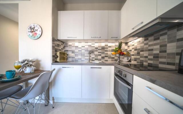 Alma City Center Apartment 4
