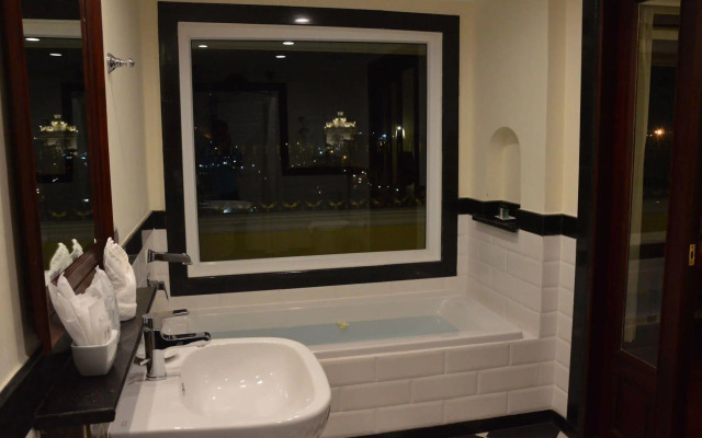 Phasouk Vien Chantra Hotel